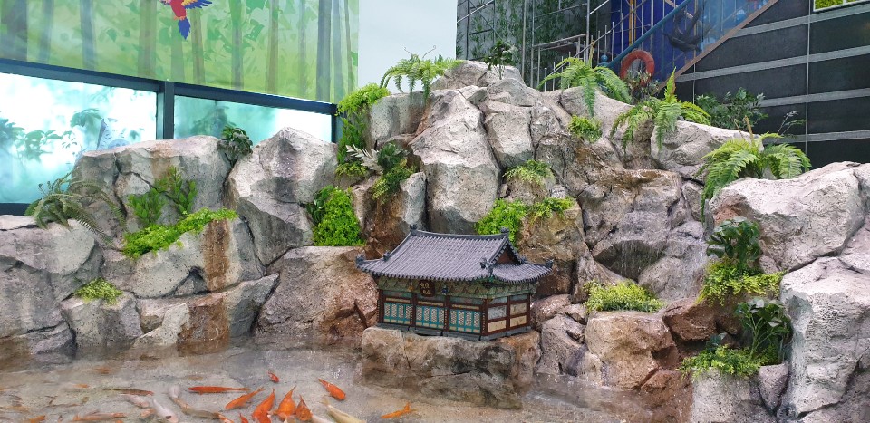 2020년 여루 로비전시장 리모델링 부대공사 및 수산생물모니터 공사